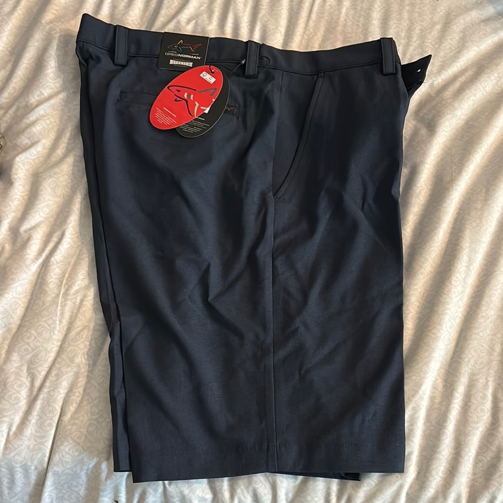 Greg Norman Men's Navy Shorts